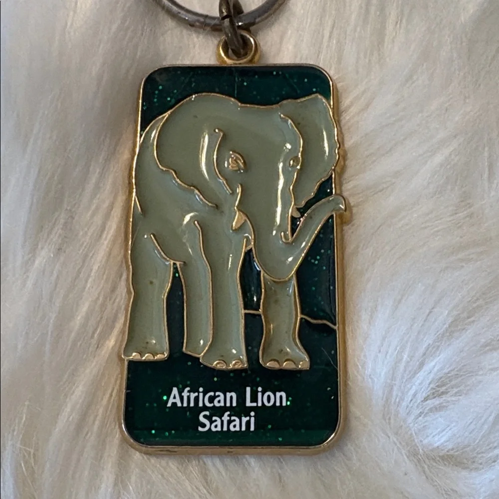 Elephant vintage Keychain with Green Background